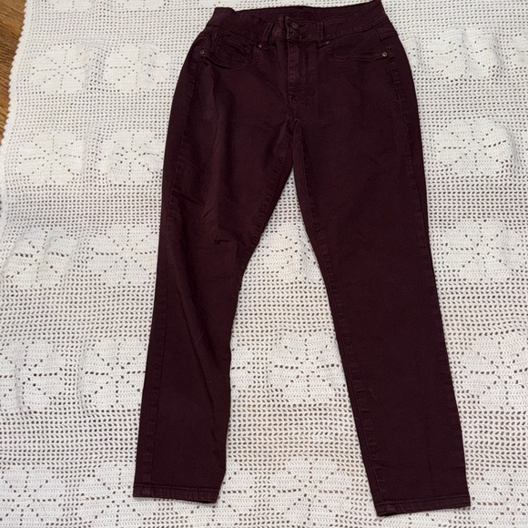 Maurices Deep Burgundy Skinny Jeans sz small short - Picture 1 of 5